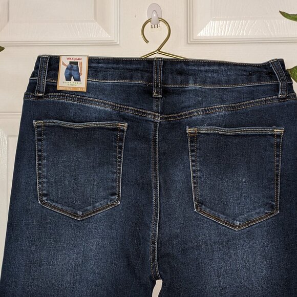 WAX JEAN - Picture 5 of 6